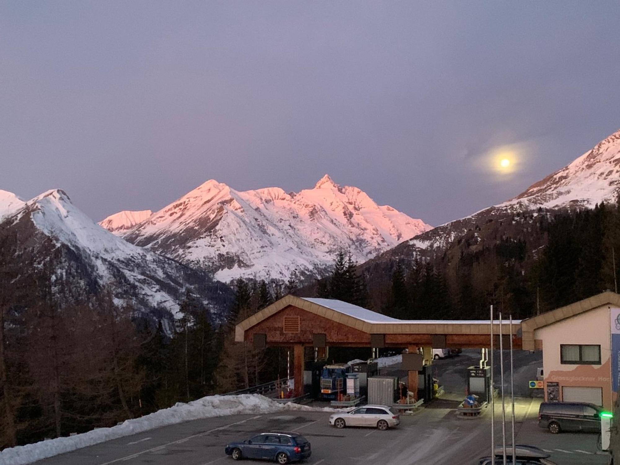 Gasthof Tauernalm Heiligenblut Exteriör bild